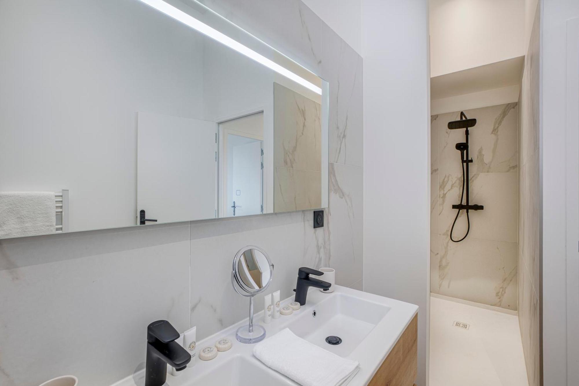 1 - Grand Appartement Spacieux Dans Un Chateau Du 17Eme Siecle, A 15Min De Lyon Vourles Экстерьер фото
