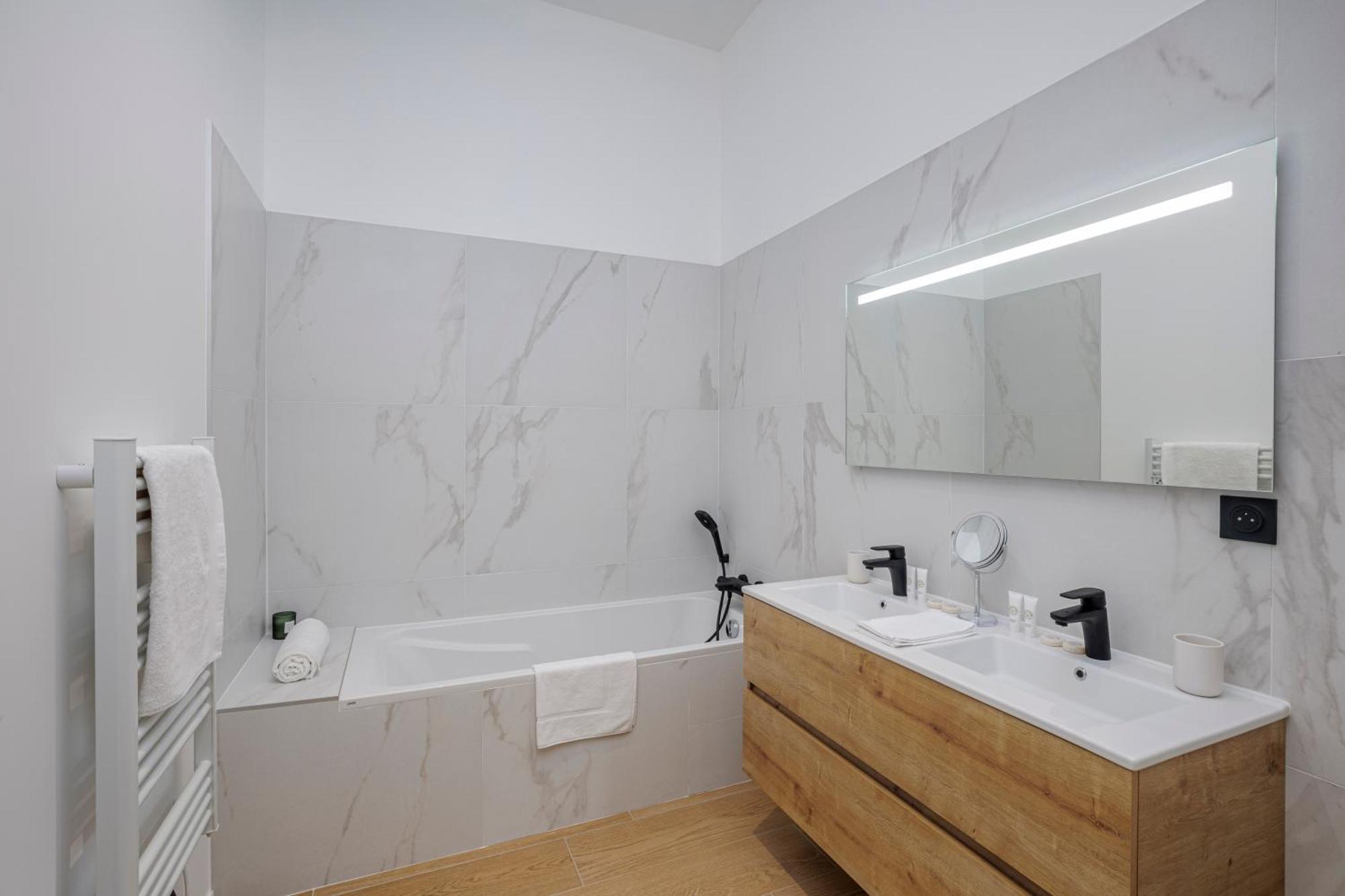 1 - Grand Appartement Spacieux Dans Un Chateau Du 17Eme Siecle, A 15Min De Lyon Vourles Экстерьер фото